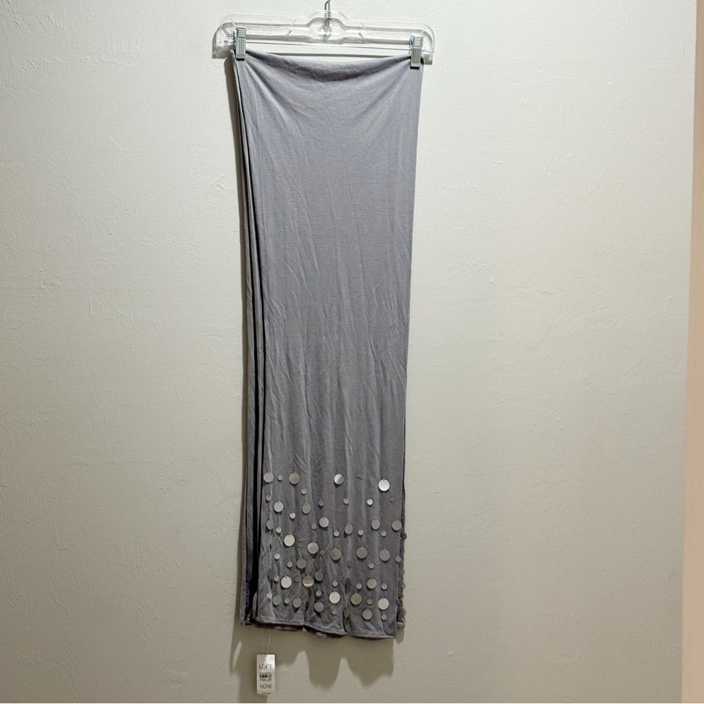 ANN TAYLOR LOFT OUTLET Women’s Gray Rayon Embellished Sequin Scarf 78” X 26”